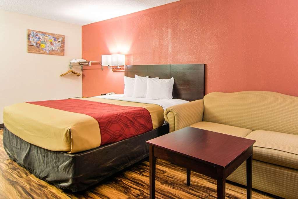 Econo Lodge Мадисон Номер фото