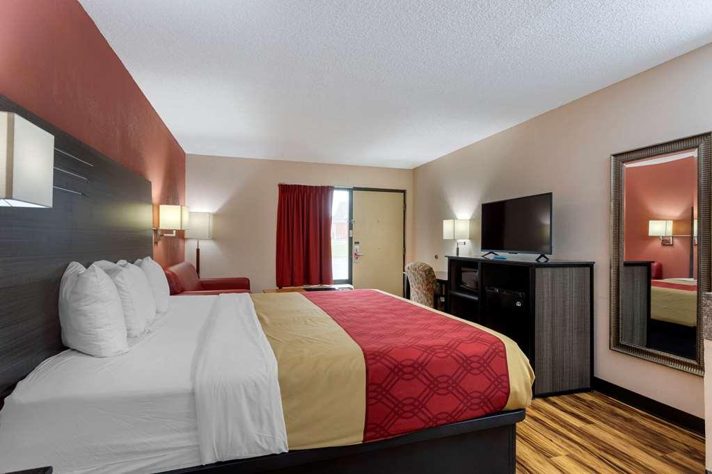 Econo Lodge Мадисон Номер фото