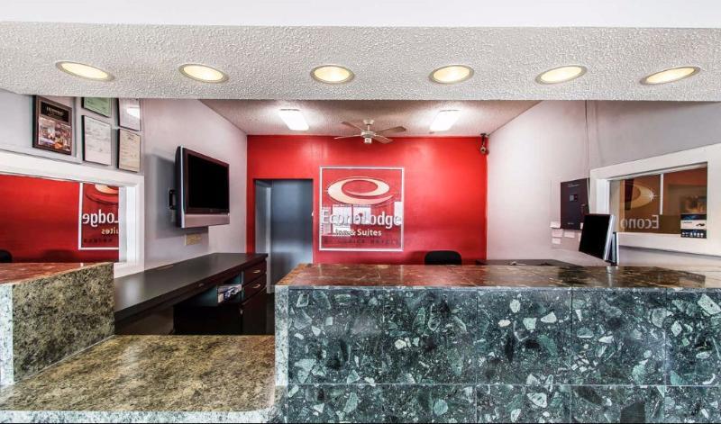 Econo Lodge Мадисон Экстерьер фото