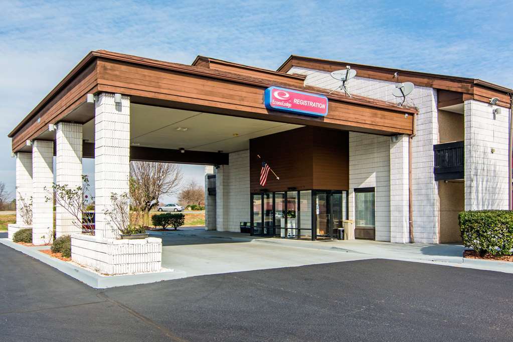 Econo Lodge Мадисон Экстерьер фото